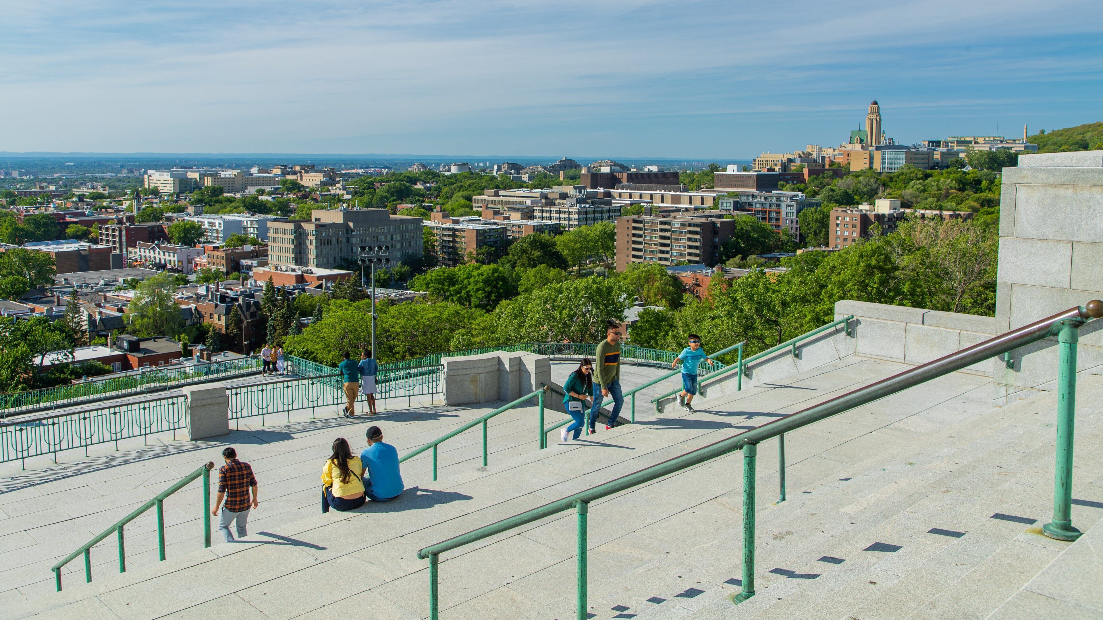 Saint Joseph\'s Oratory featuring street scenes, landscape views and a city