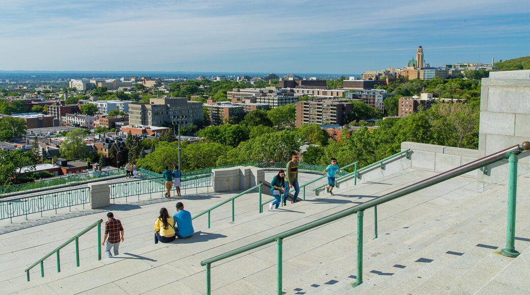 Saint Joseph\'s Oratory featuring street scenes, landscape views and a city