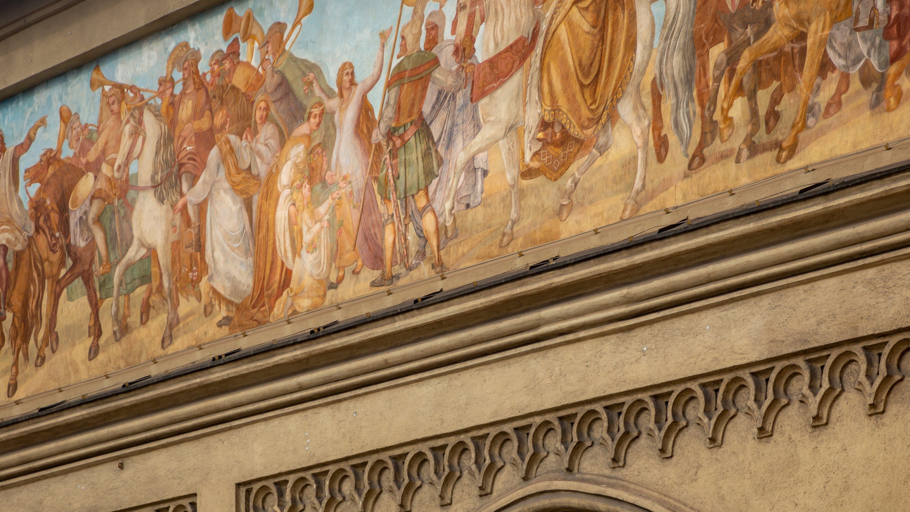 Isar Tor which includes heritage elements and art