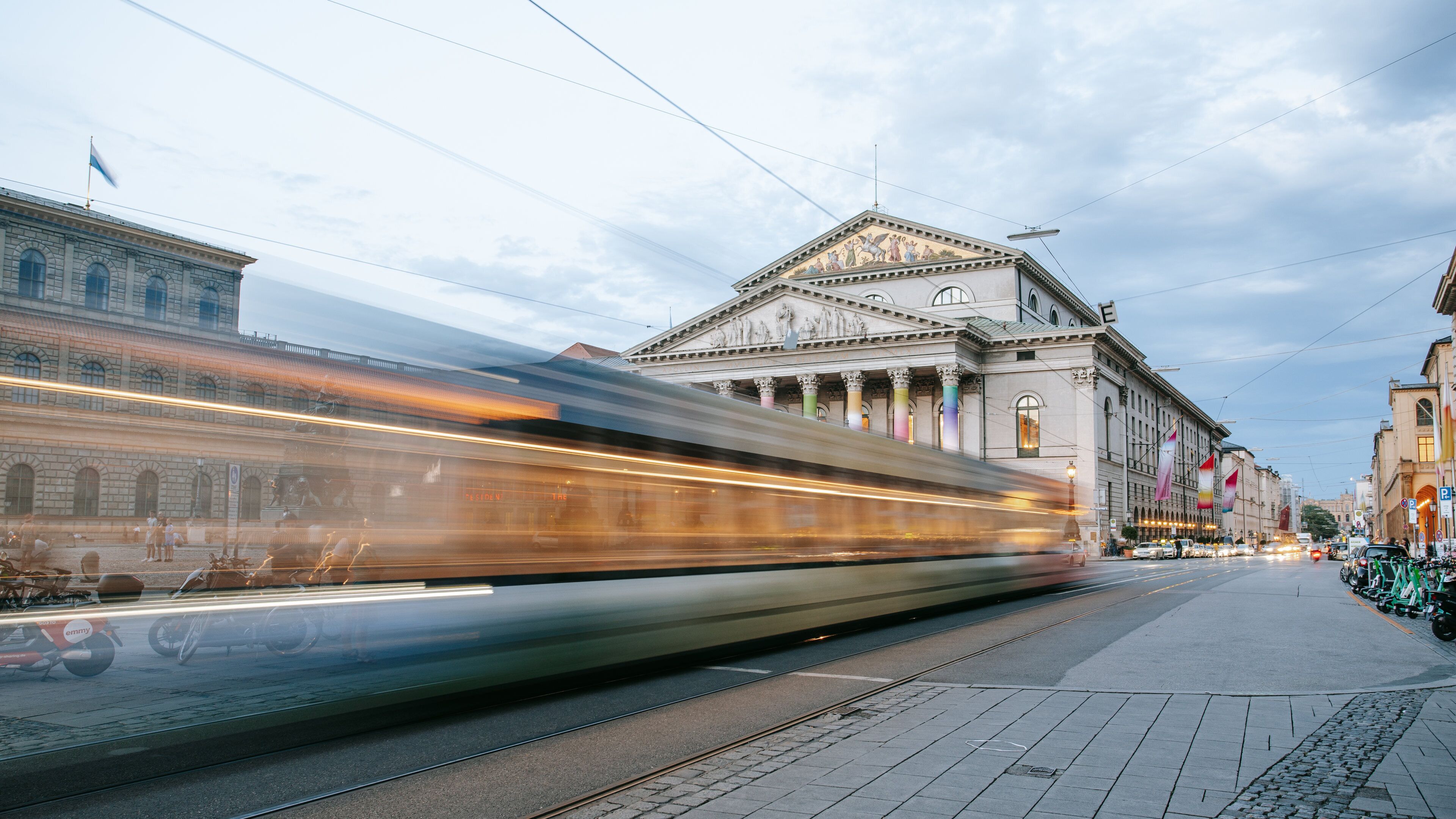 National Theater Munich showing heritage architecture and a city