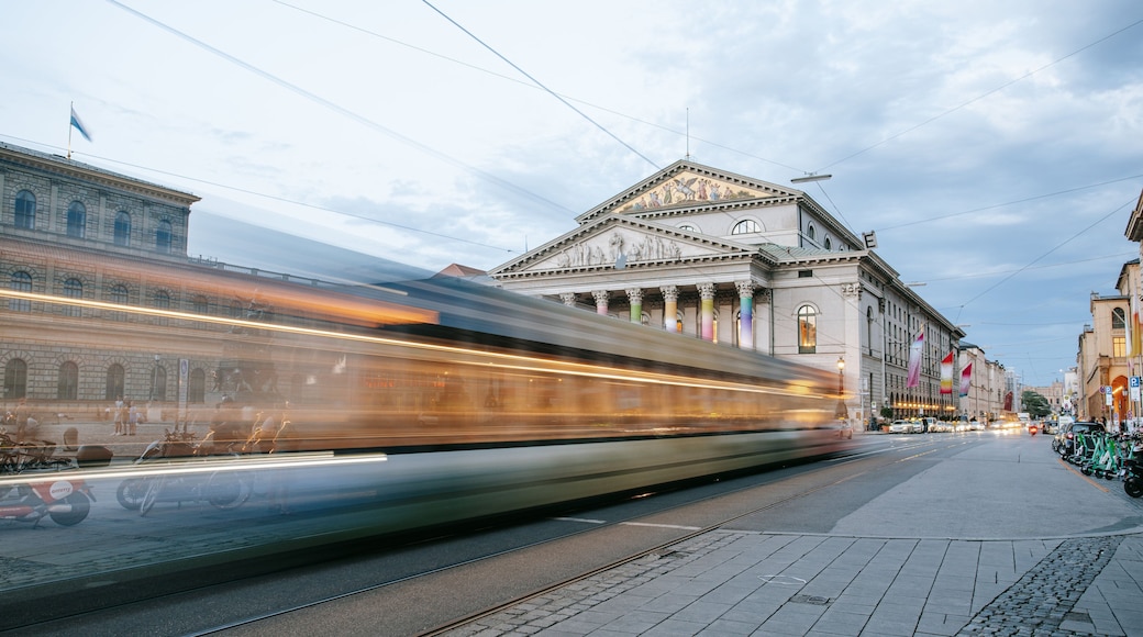 National Theater Munich showing heritage architecture and a city