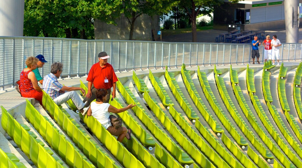 ์ฌ๋ฆผํฝ ์คํ๋์ ๋ฟ๋ง ์๋๋ผ ์๊ท๋ชจ ์ฌ๋๋ค