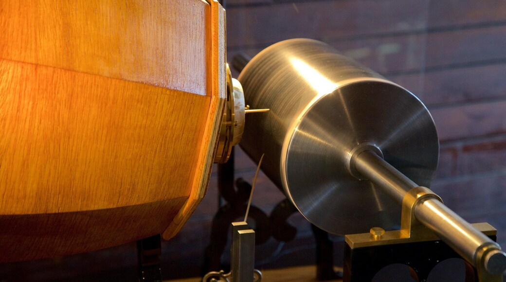 Thomas Edison National Historic Site featuring heritage elements and interior views