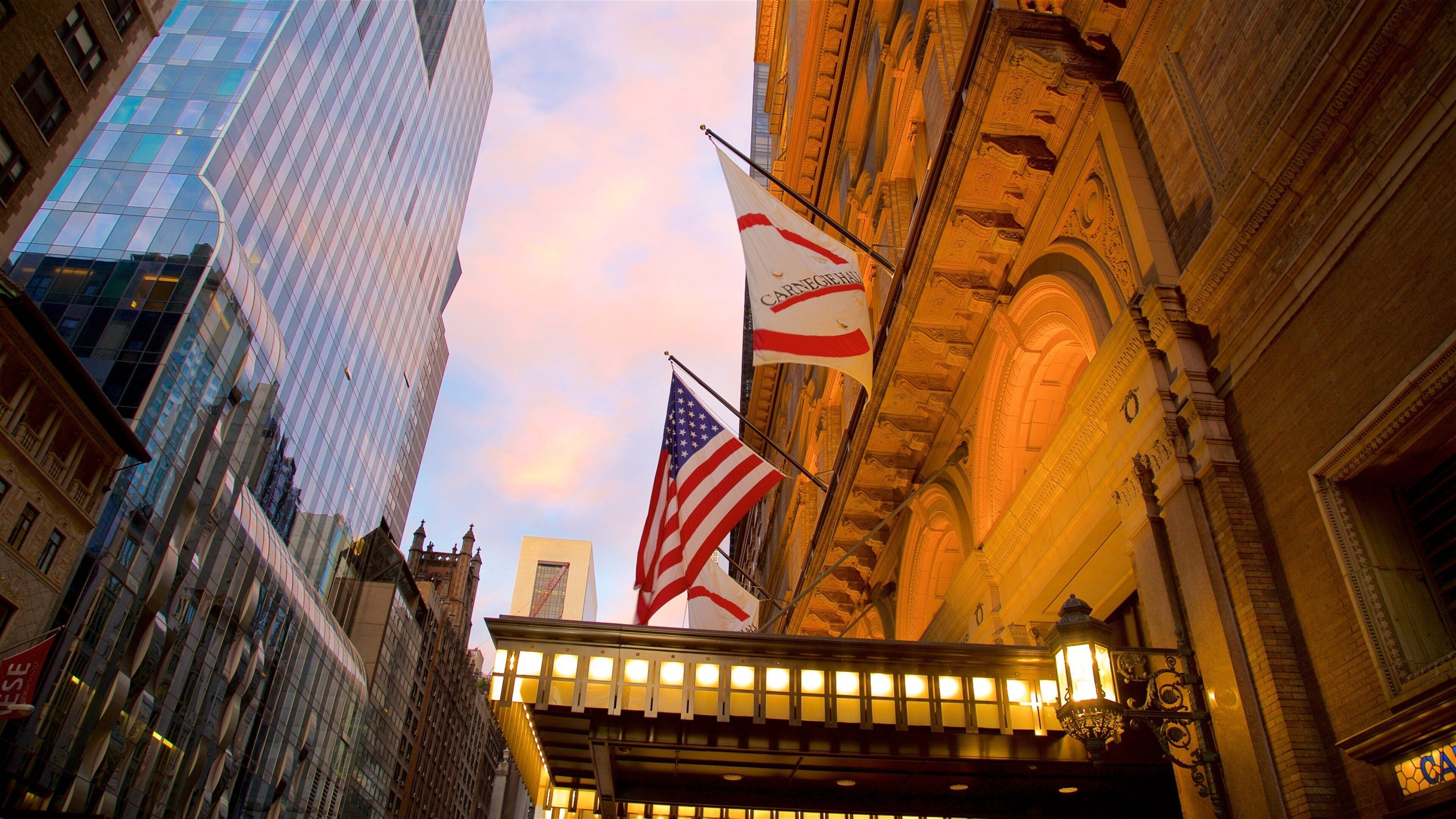 Carnegie Hall which includes a city, a sunset and heritage elements