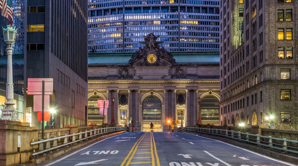 Grand Central Terminal in New York City at night