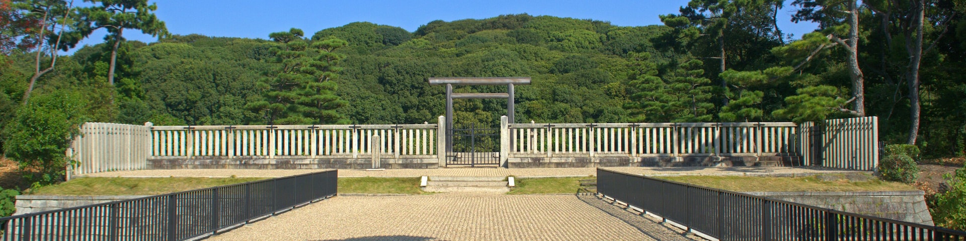 Tomb of Emperor Nintoku, Sakai, Japan