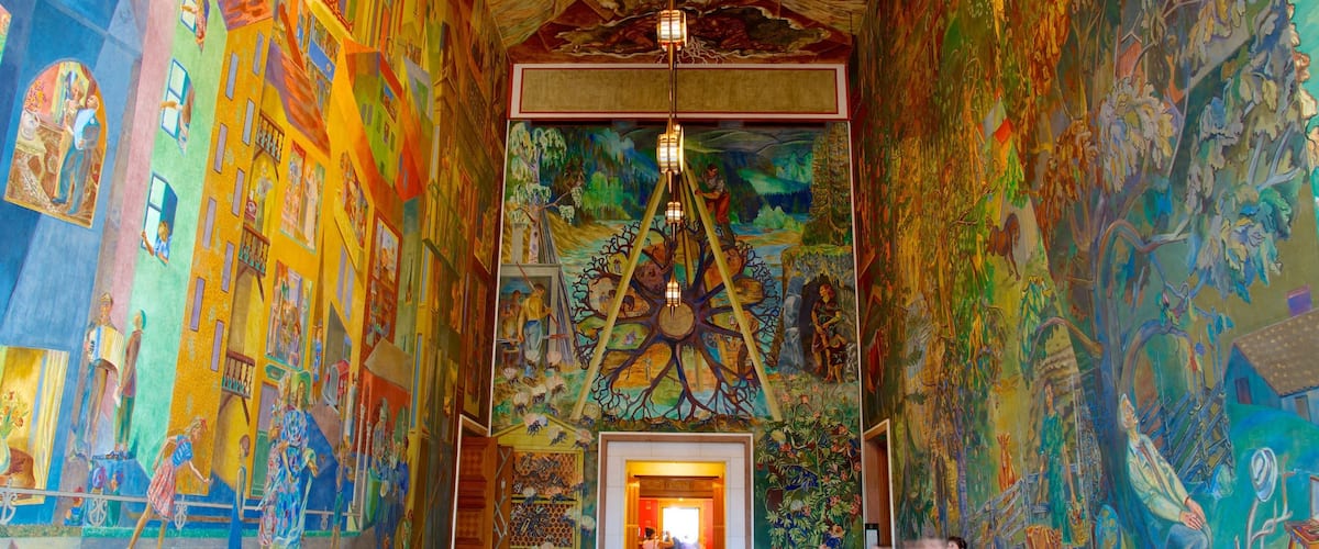 Oslo City Hall which includes interior views, art and an administrative building