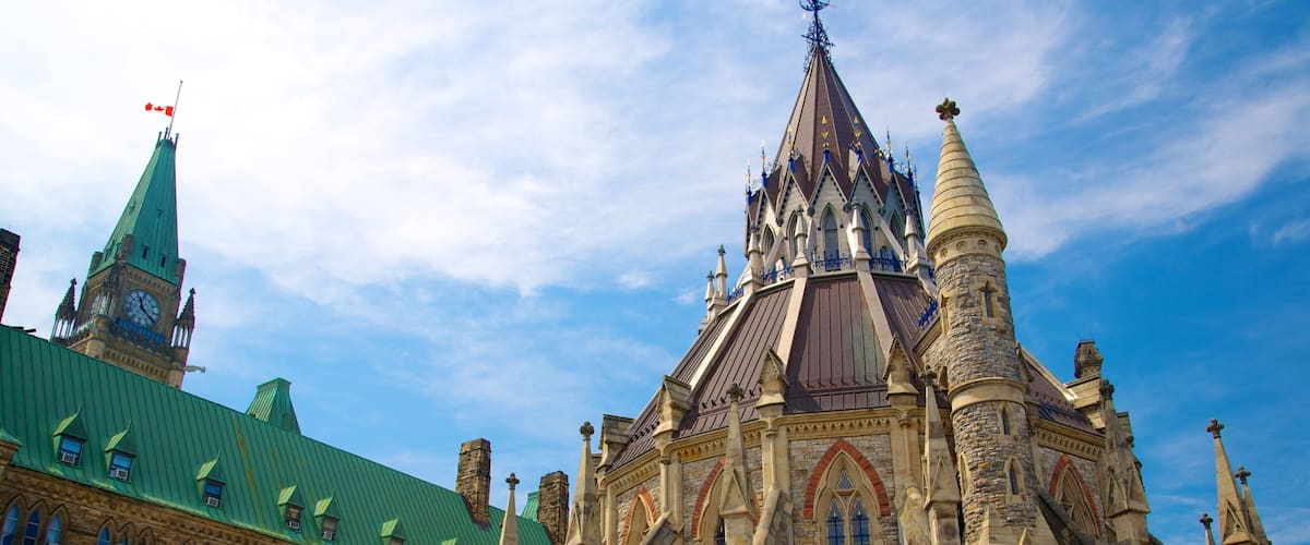 Parliament Hill showing heritage architecture and an administrative building