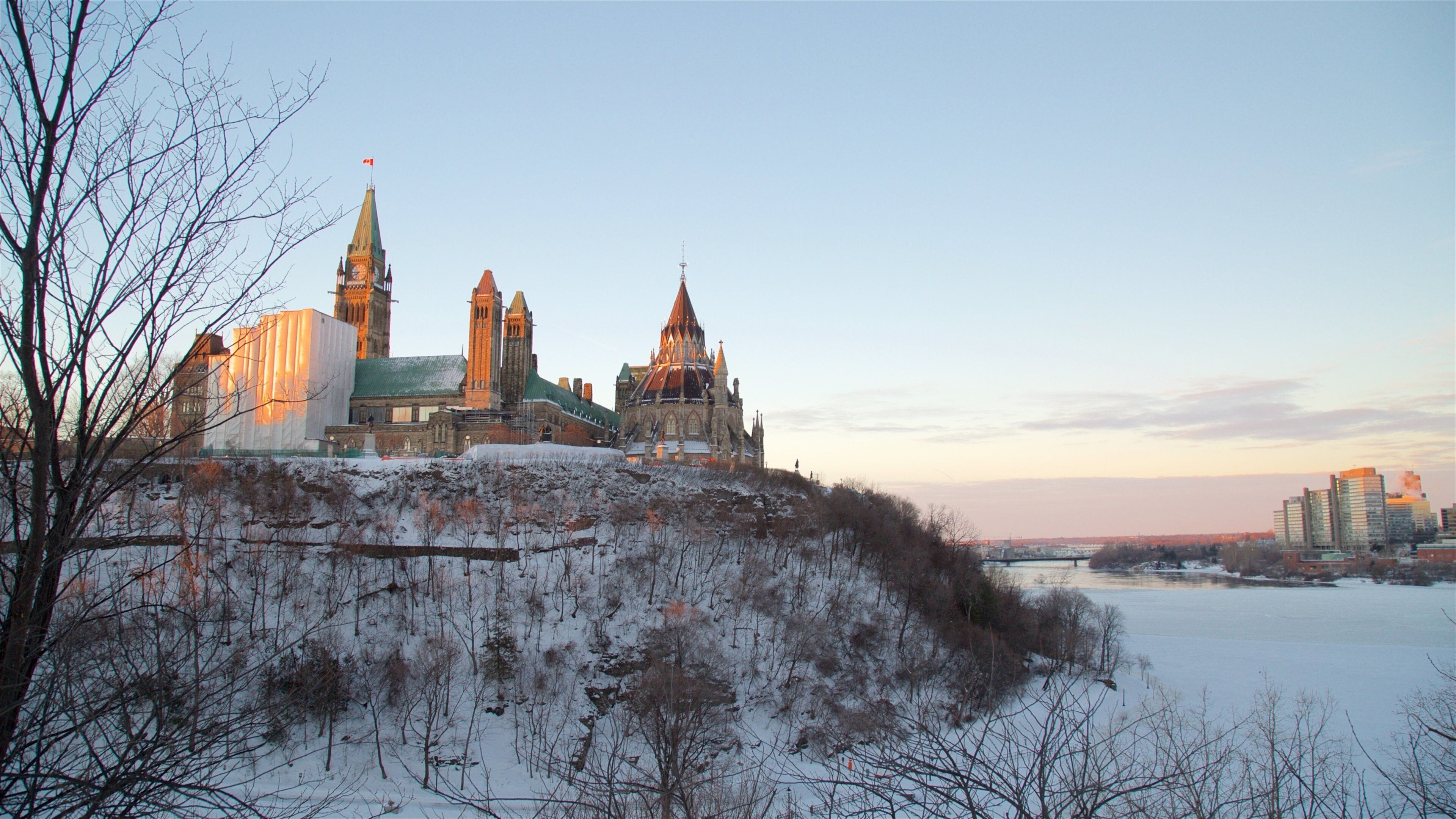 Parliament Hill showing château or palace and snow