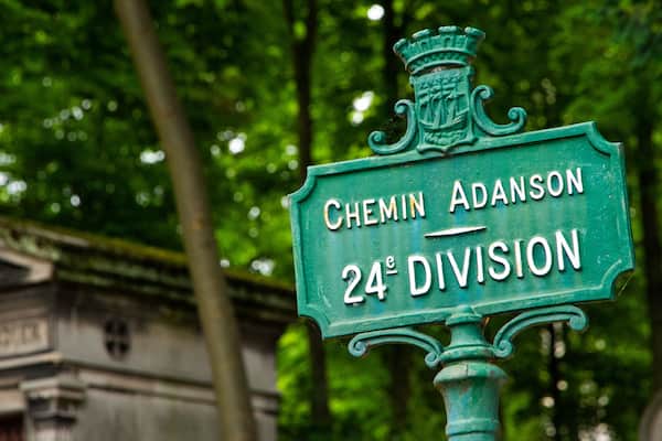 Pere Lachaise Cemetery which includes signage and heritage elements