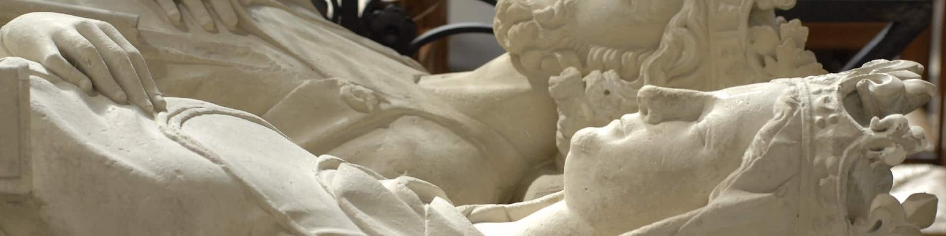 Saint Denis Basilica featuring a statue or sculpture