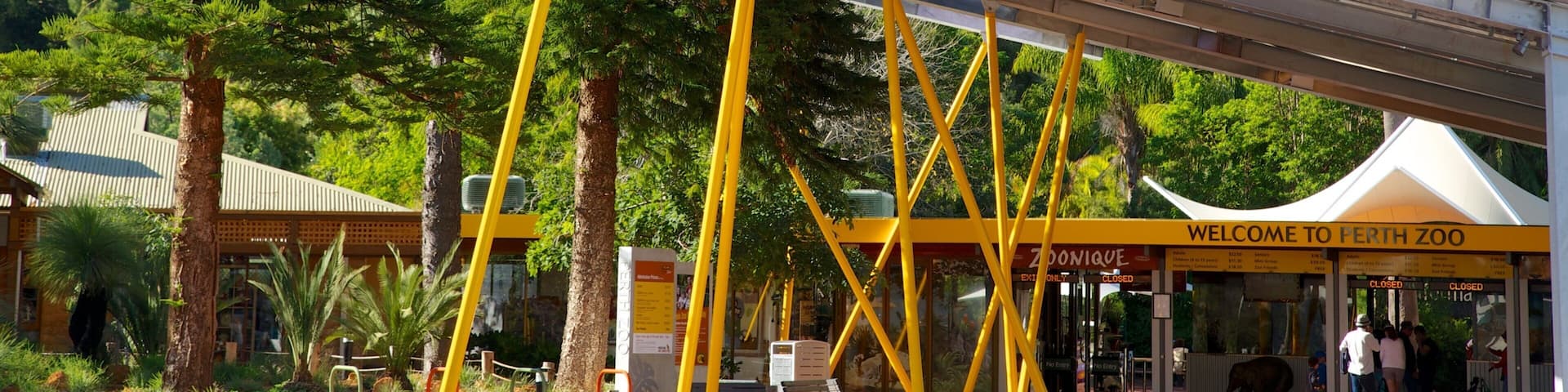 Parc zoologique de Perth qui includes animaux de zoo et signalisation