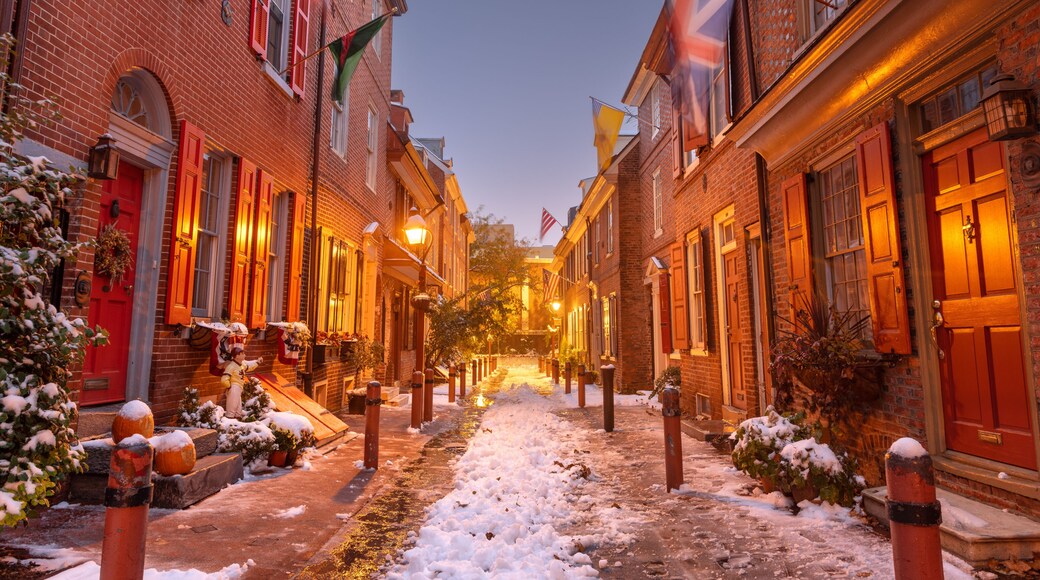 Philadelphia, Pennsylvania, USA at Elfreth's Alley in Winter