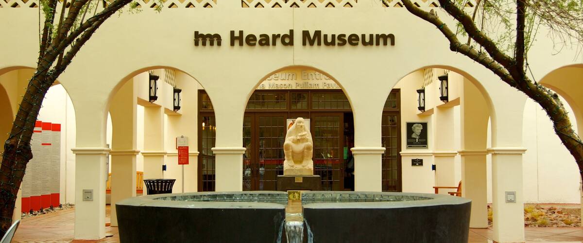 Bảo tàng Heard cho thấy nghệ thuật và biển hiệu