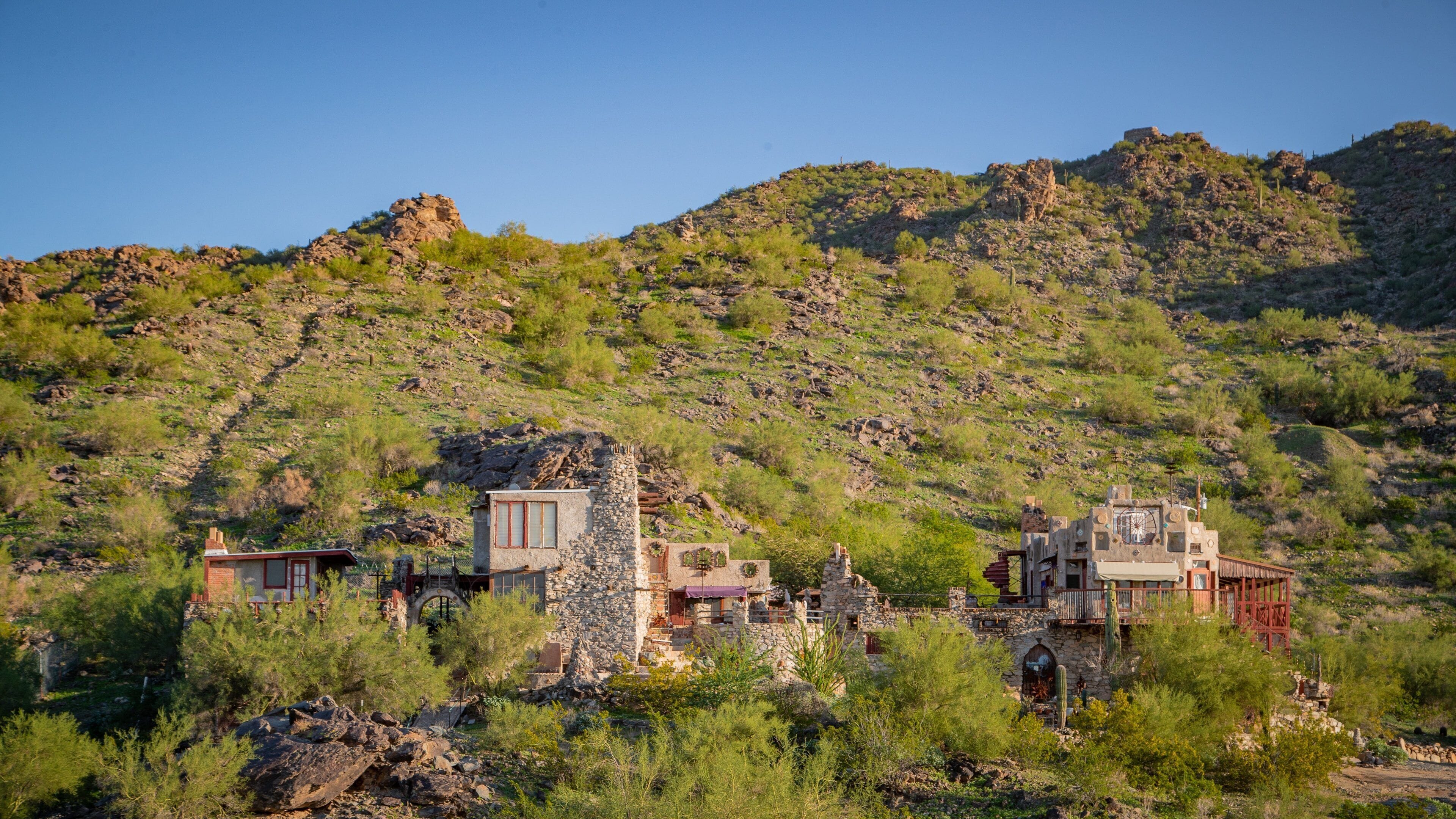 Mystery Castle which includes tranquil scenes