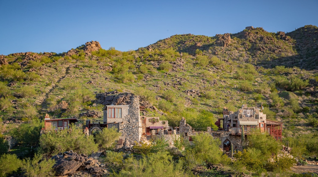 Mystery Castle which includes tranquil scenes