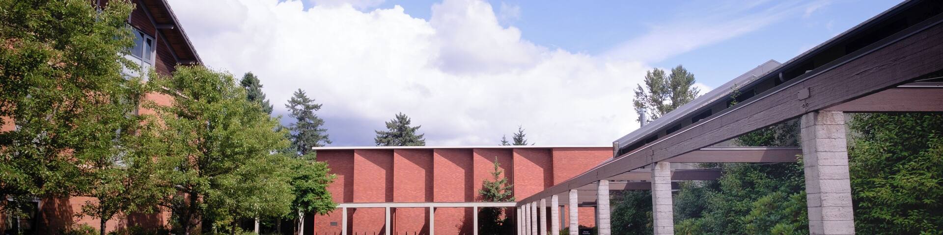 Portland_LewisandClarkCollege_502368-5