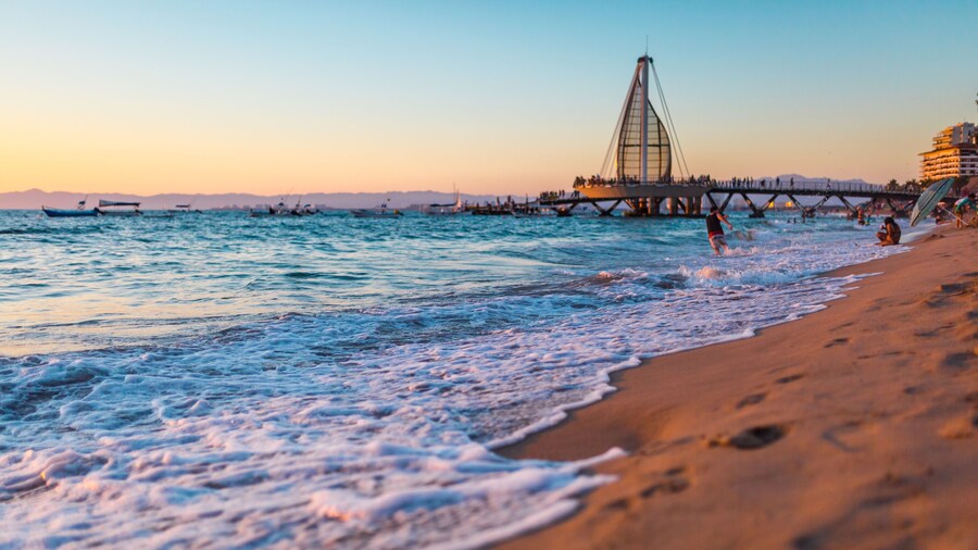 Playa Los Muertos, Vallarta México