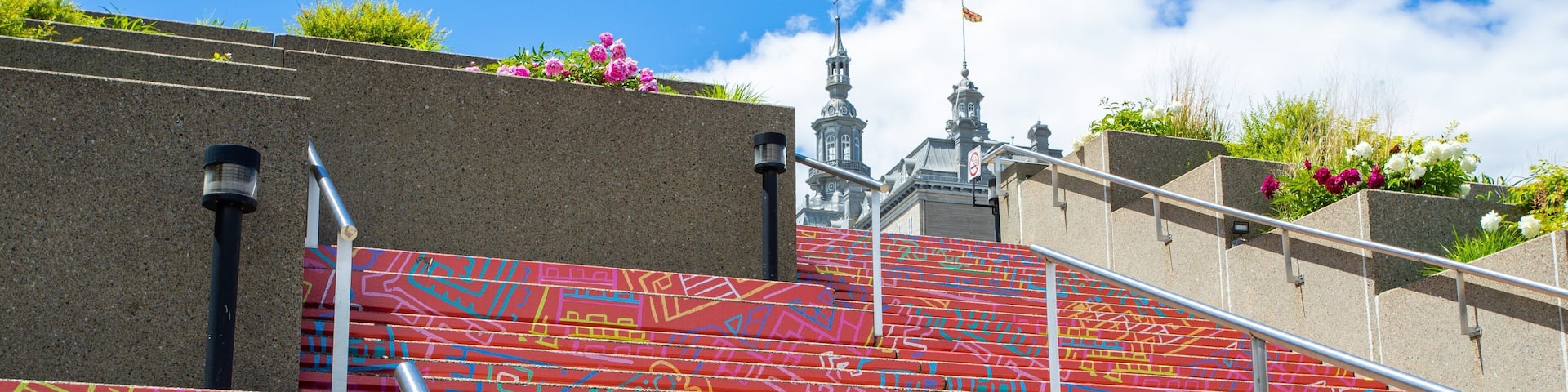 Museum of Civilization which includes outdoor art