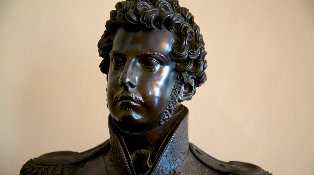 National Fine Arts Museum showing a statue or sculpture