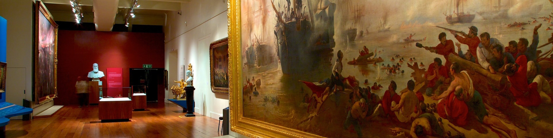 Museu Histórico Nacional mostrando vistas internas e arte