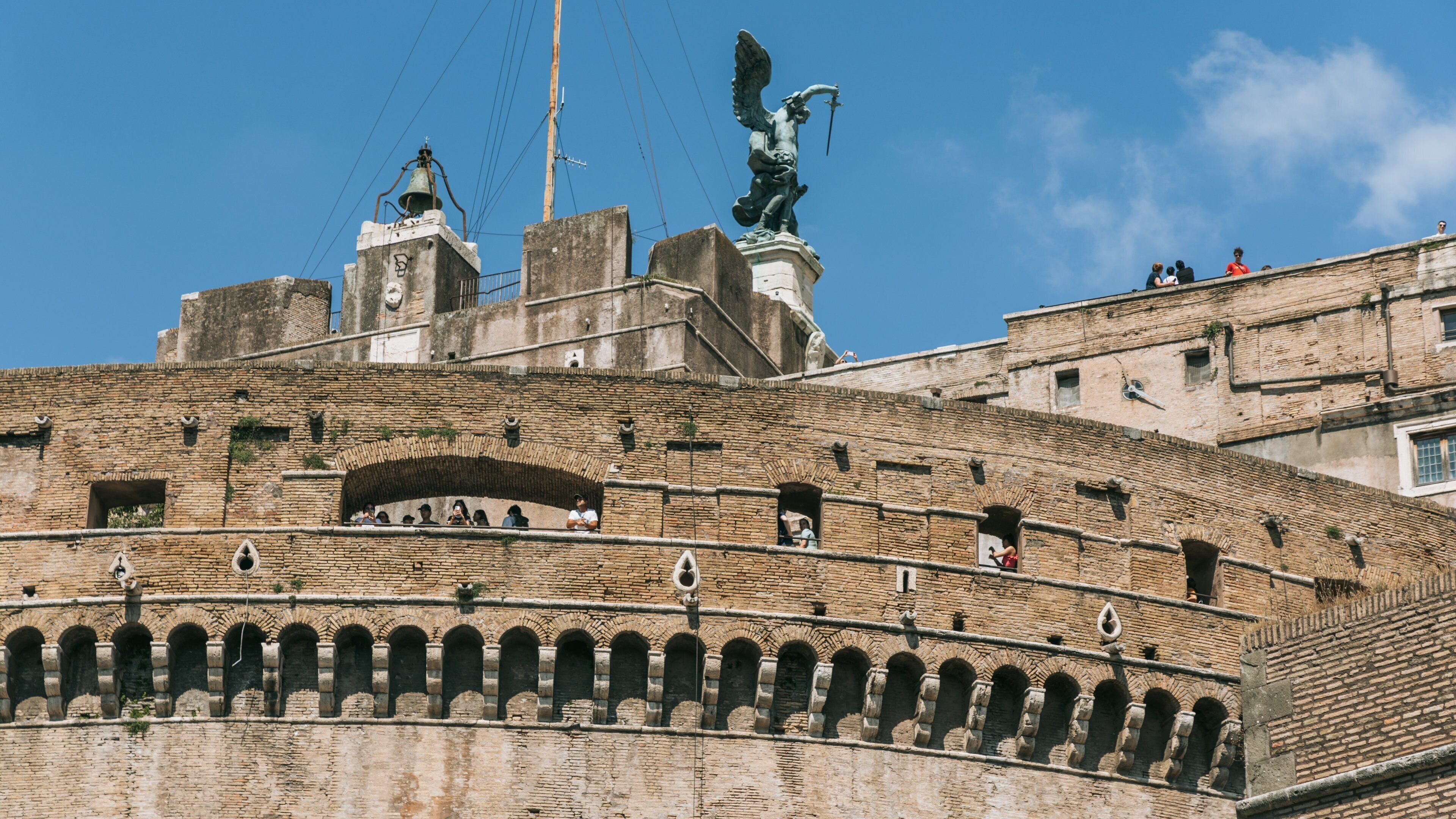 Castel Sant\'Angelo featuring chateau or palace and heritage architecture