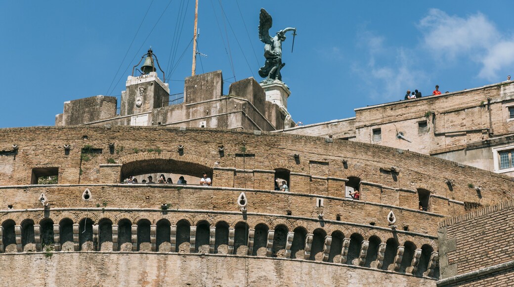 Castel Sant\'Angelo featuring chateau or palace and heritage architecture