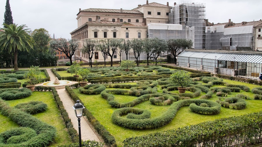 gardens of Palazzo Barberini