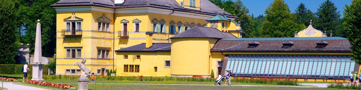 Hellbrunn Palace showing a castle, a small town or village and heritage architecture
