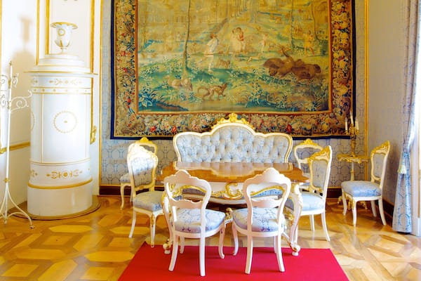 Salzburger Residenz welches beinhaltet Kunst, historische Architektur und Innenansichten