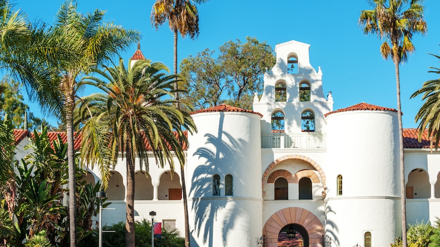 Hepner Hall housing School of Social Work, symbol of San Diego State University, California, USA
