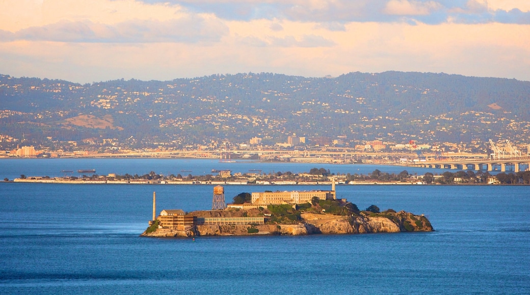 Alcatraz Island showing a coastal town and island images