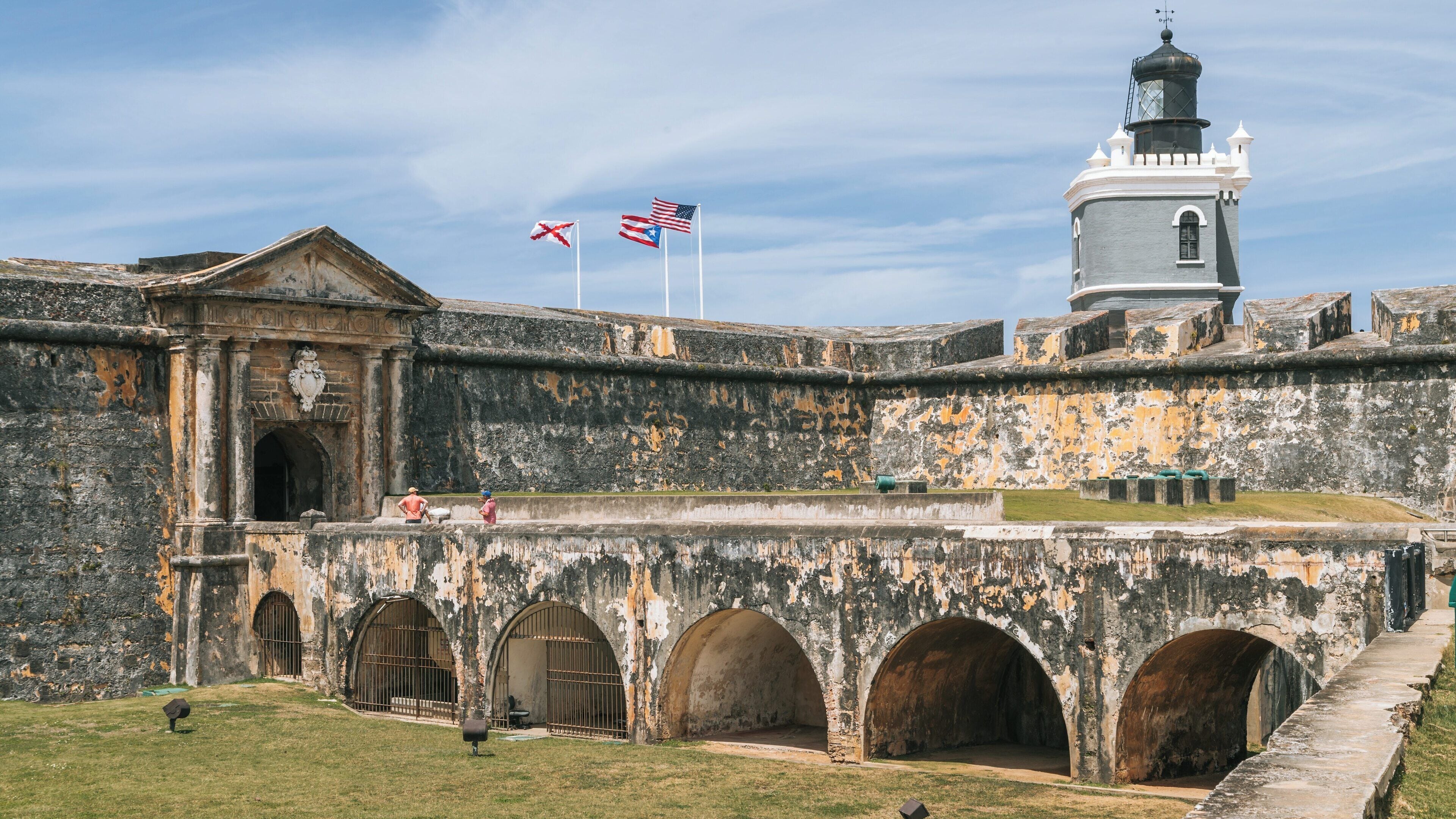 Historic Castillo San Felipe del Morro in Old San Juan showcases stunning architecture and rich history in Puerto Rico's vibrant coastal landscape
