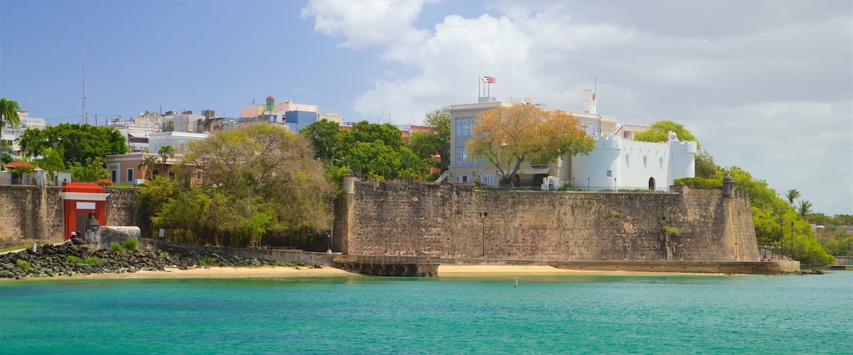 La Fortaleza which includes a bay or harbor