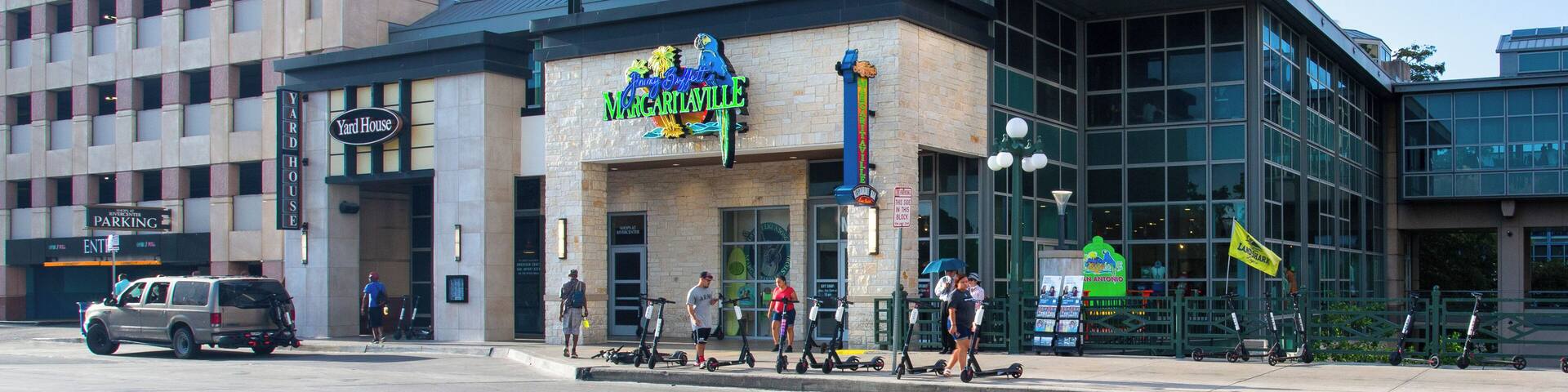 SanAntonio_ShopsatRivercenter_502629_01