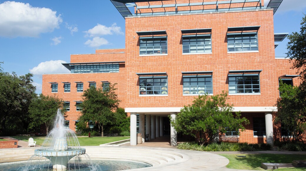 SanAntonio_TrinityUniversity_502633_03