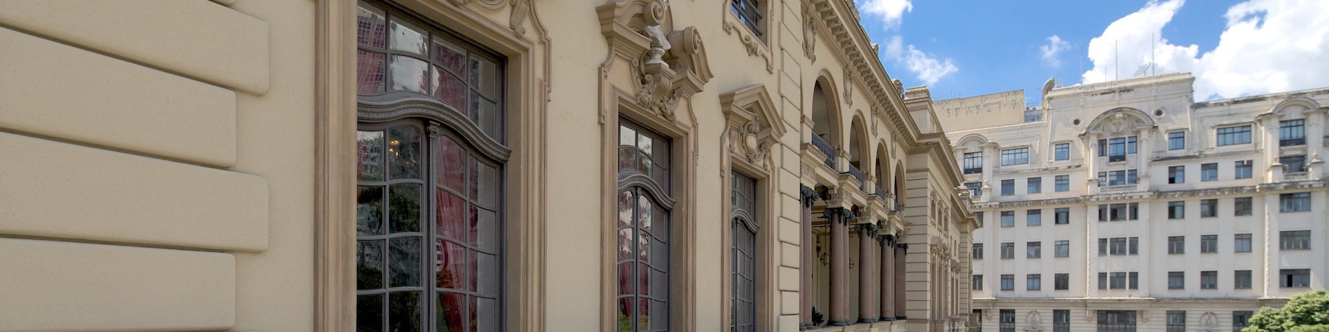 Municipal Theater which includes theater scenes