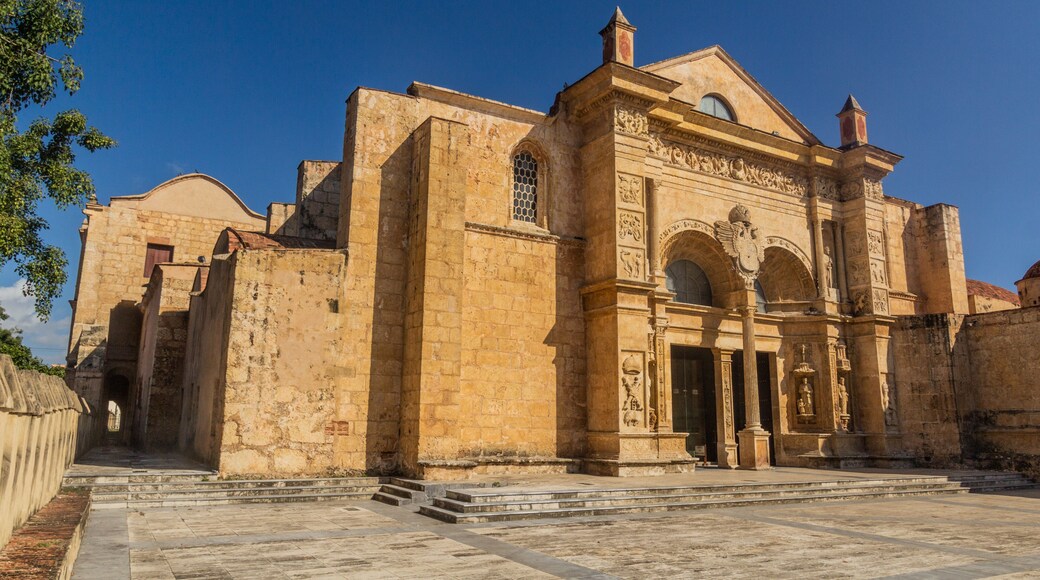 Nhà thờ Santa Maria la Menor