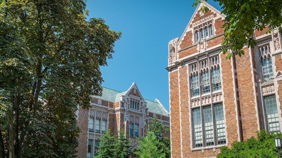 University of Washington showing heritage elements