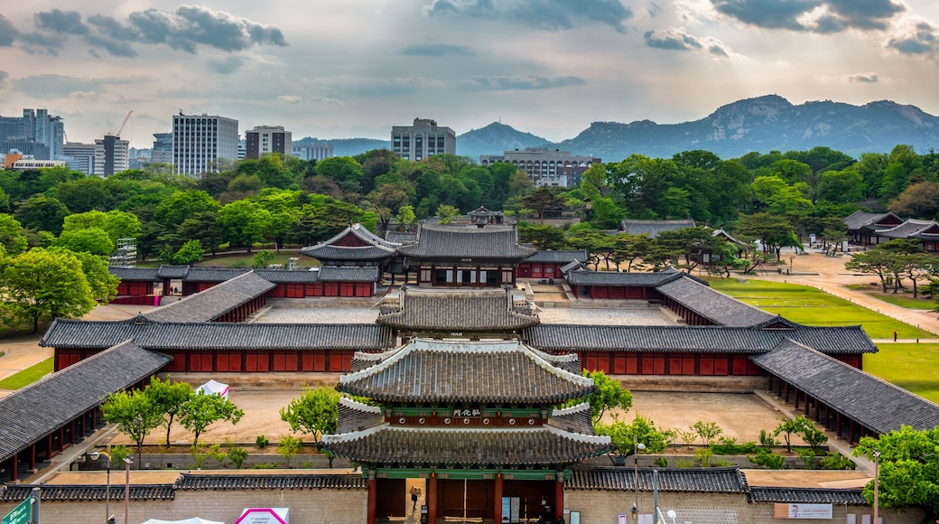 Changgyeong Palace