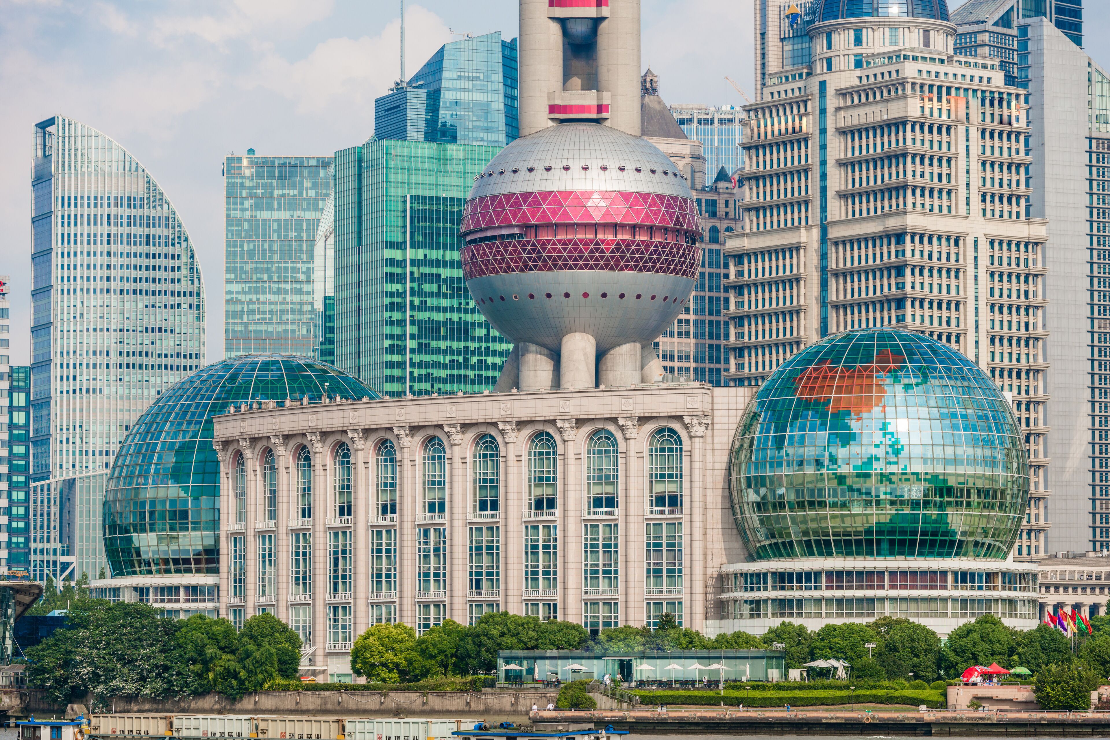 Oriental Pearl Tower in Downtown Shanghai | Expedia