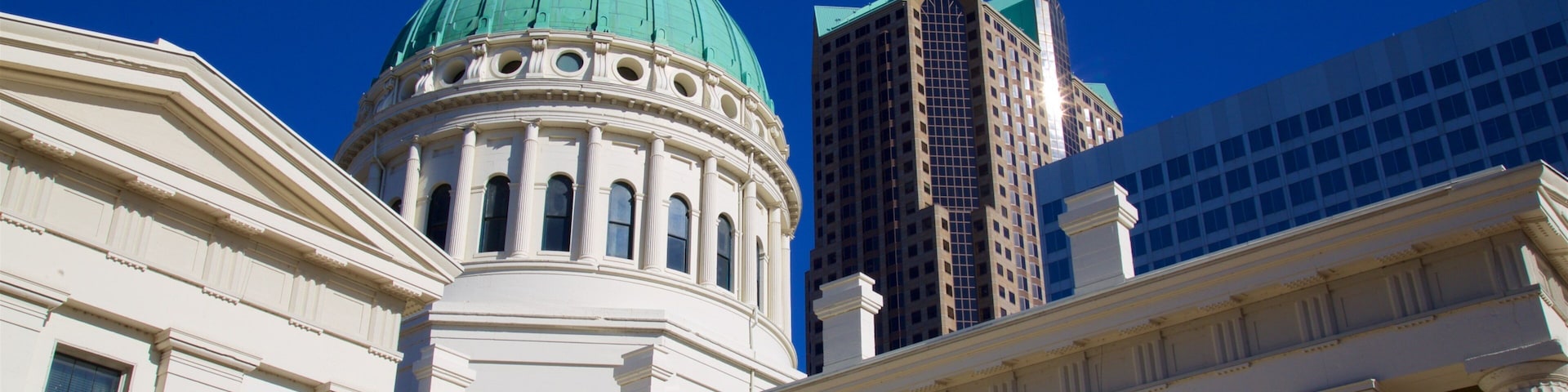 Old Courthouse que inclui uma cidade e arquitetura de patrimônio