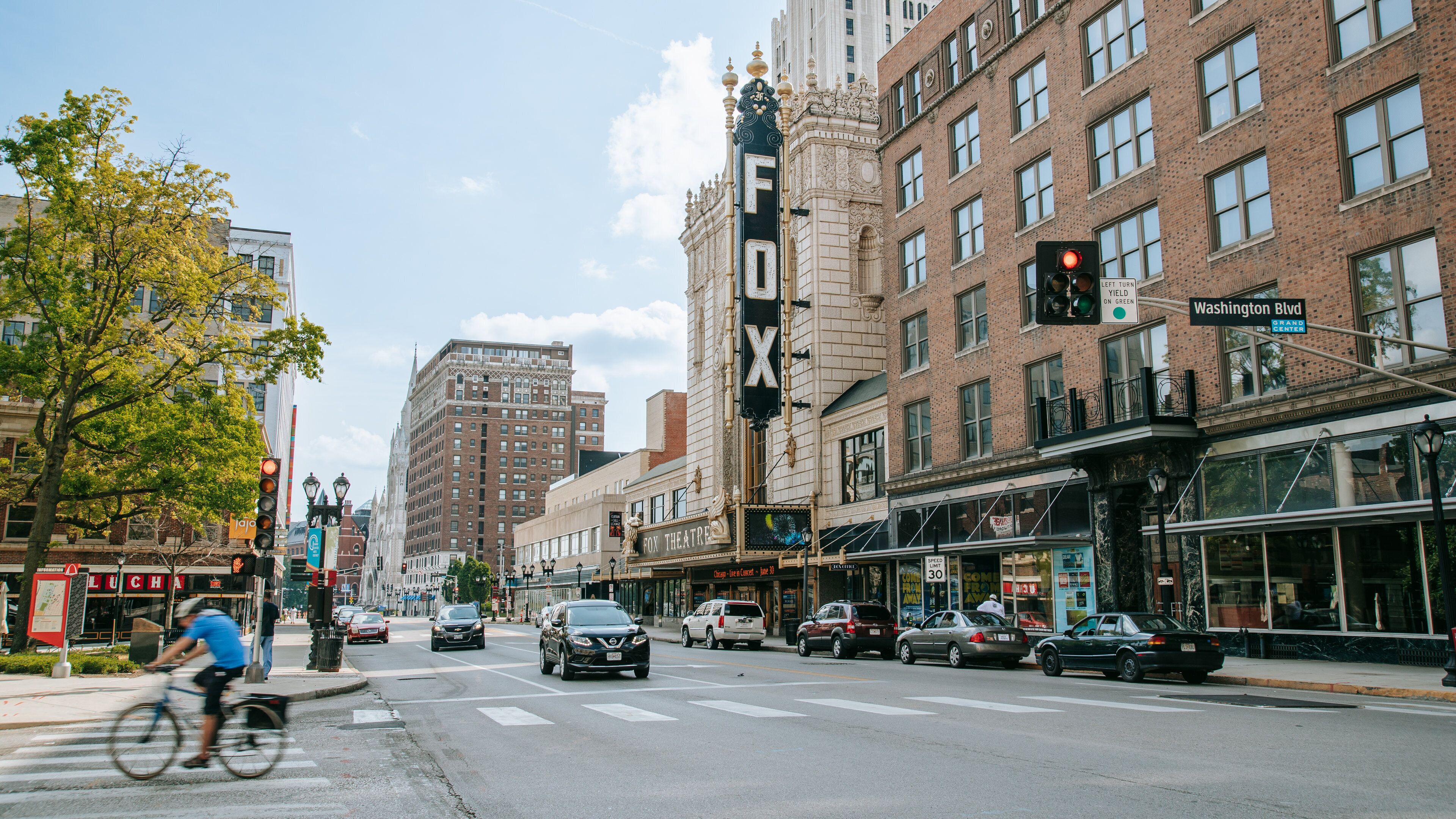 Fox Theater which includes a city and street scenes
