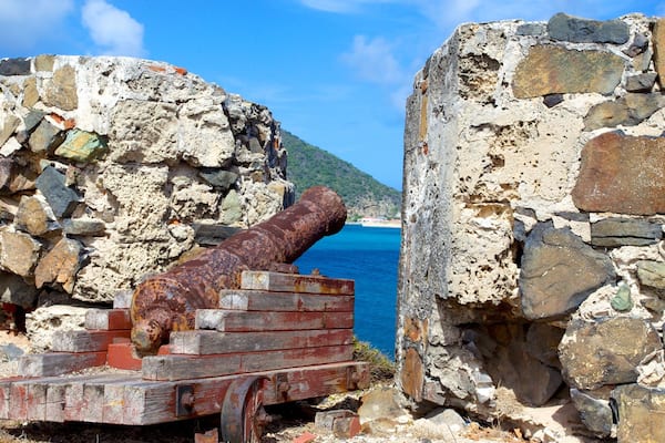 Fort Amsterdam featuring a ruin, château or palace and military items