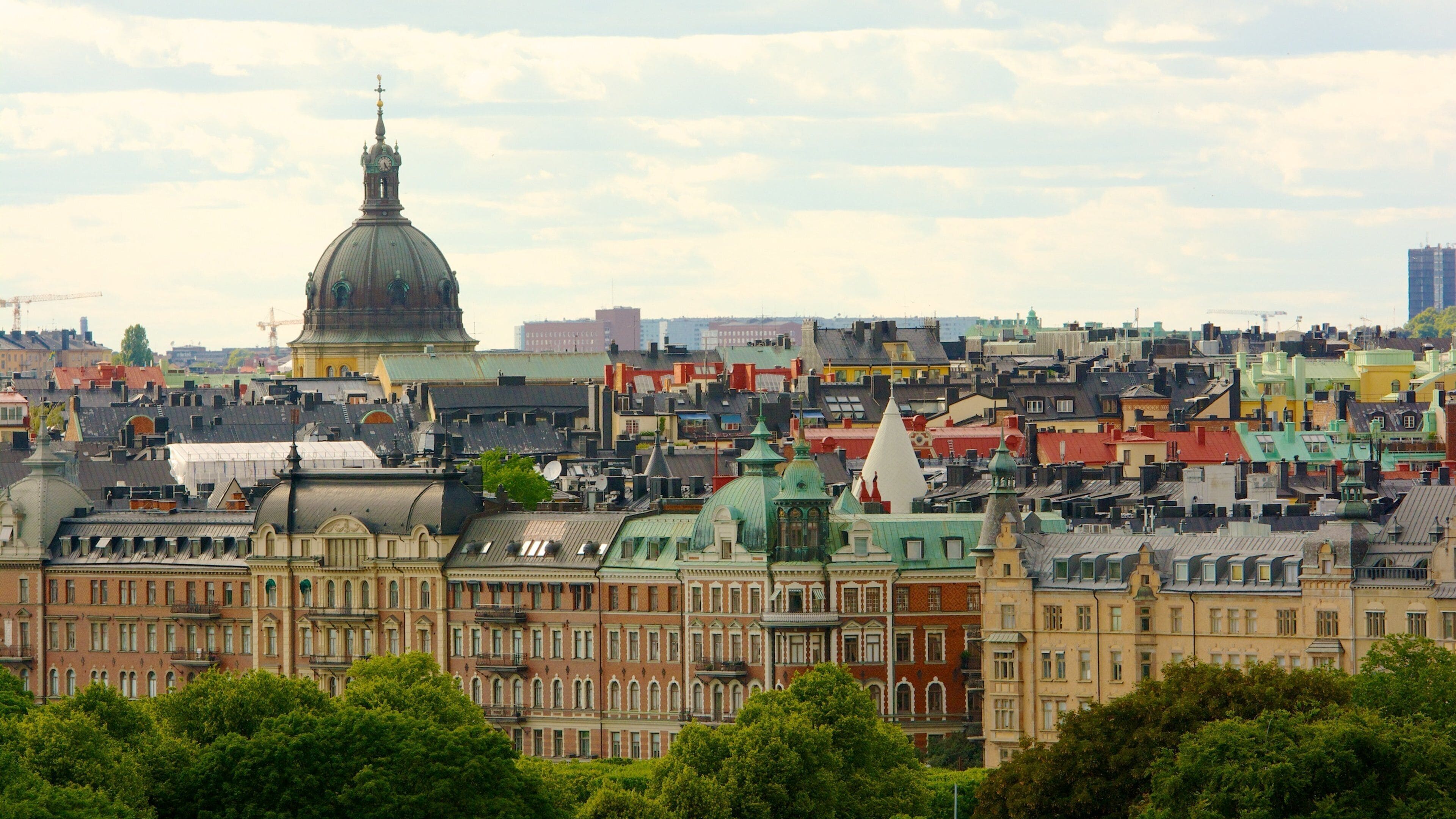 Stockholm which includes a city and heritage architecture