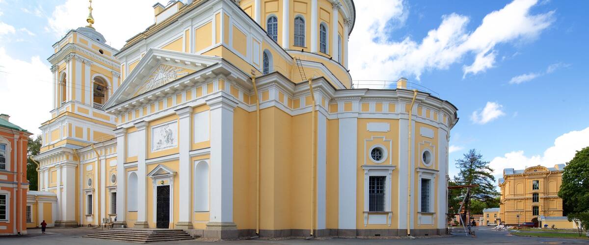 Alexander Nevsky Lavra som omfatter historiske bygningsværker