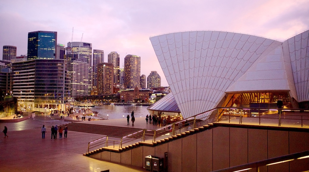 Sydney Opera House which includes a city, cbd and a skyscraper