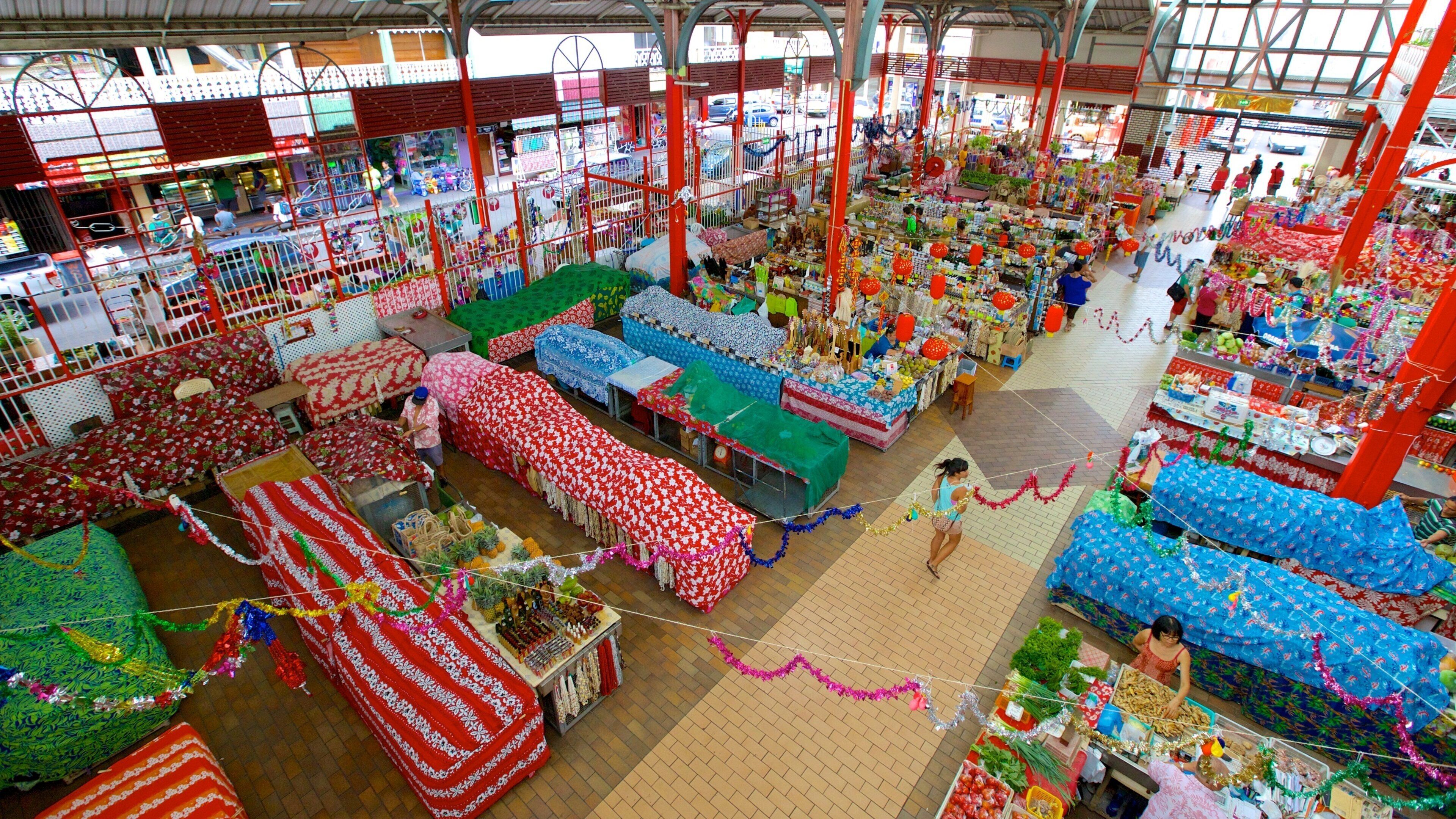Mercado de Papeete mostrando mercados