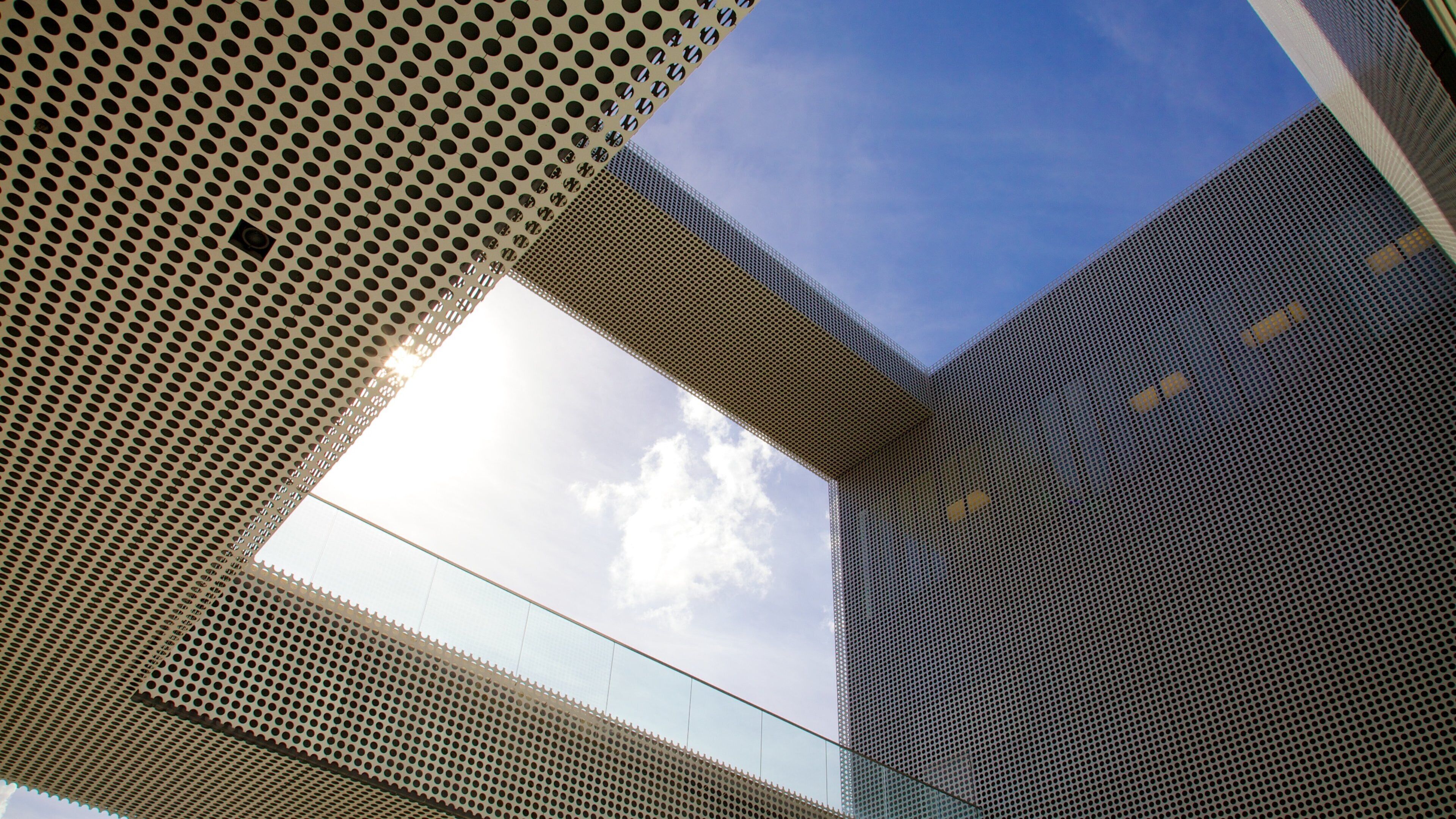 Tampa Museum of Art which includes art