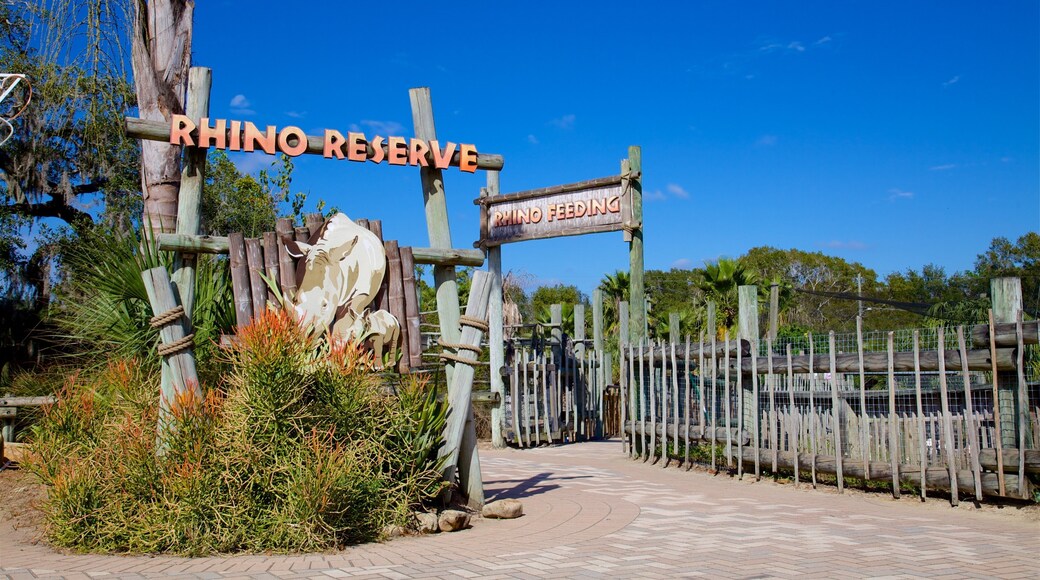 Lowry Park Zoo che include animali da zoo e segnaletica